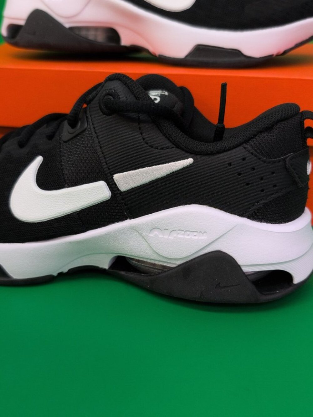Nike Zoom Bella 6 Training Sneaker Women's Shoes US 6 Black White DR5720-001 - Picture 2 of 14